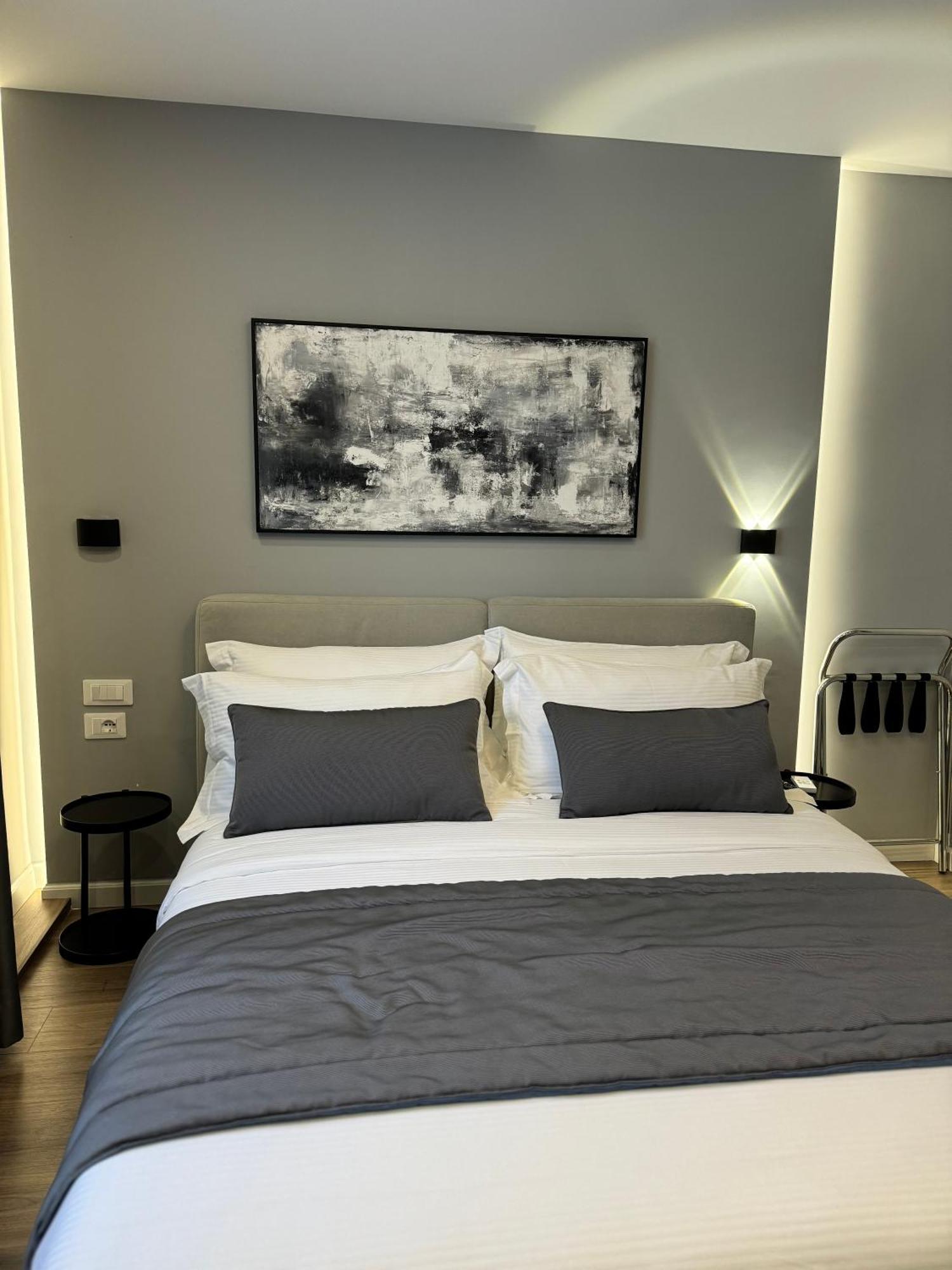 L'Hotel Tirana Zewnętrze zdjęcie