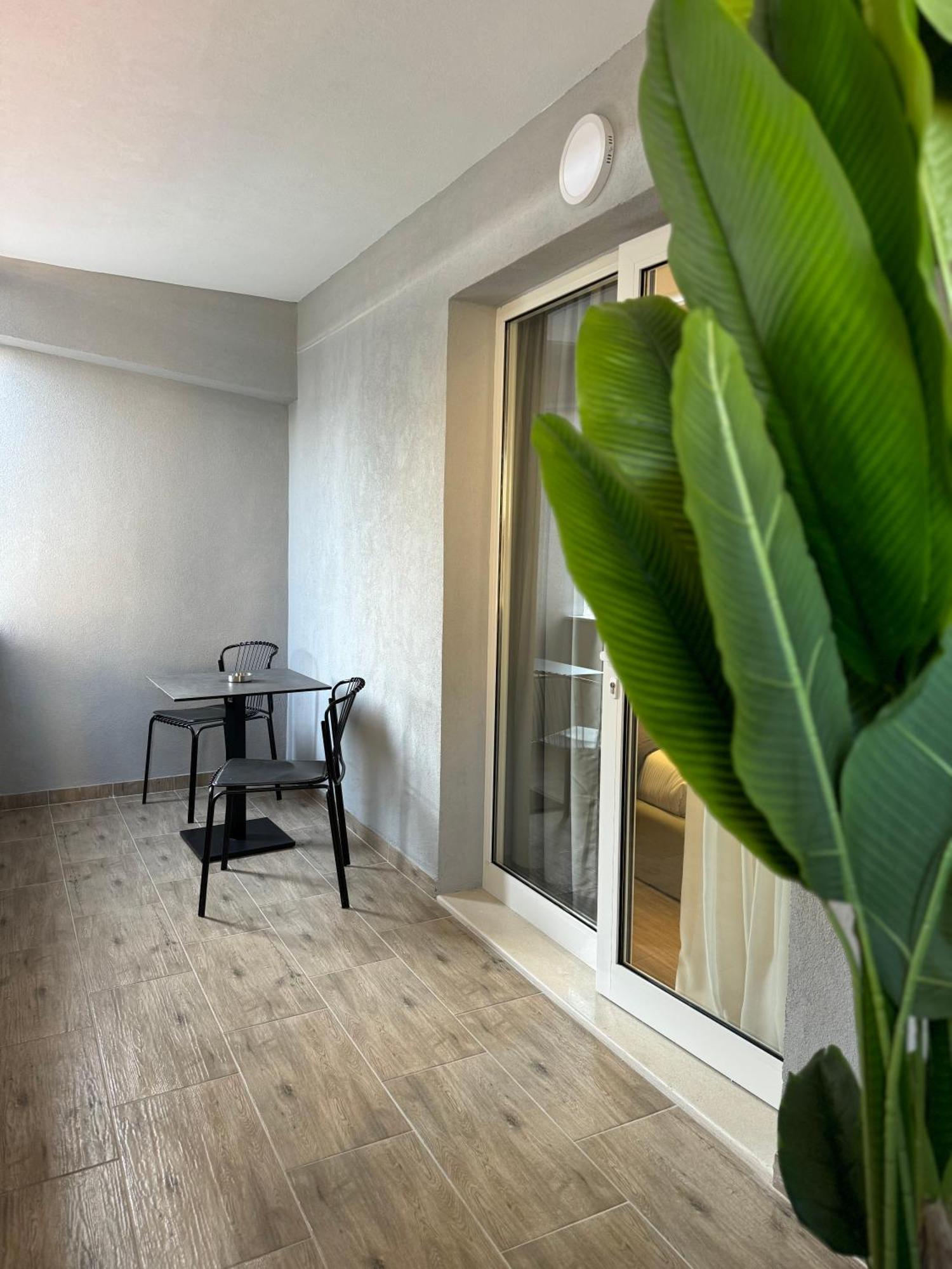 L'Hotel Tirana Zewnętrze zdjęcie